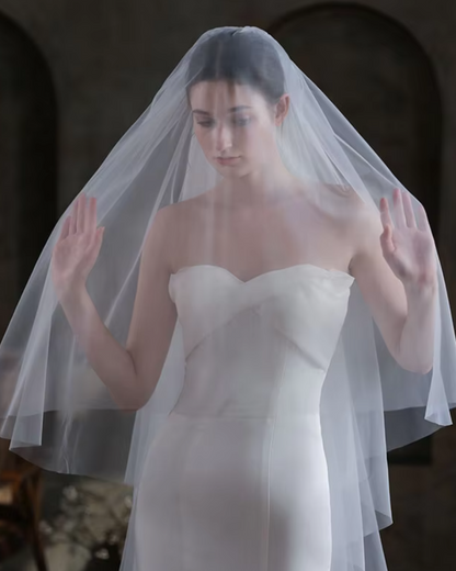 MAGGIE | Classic Cathedral Veil