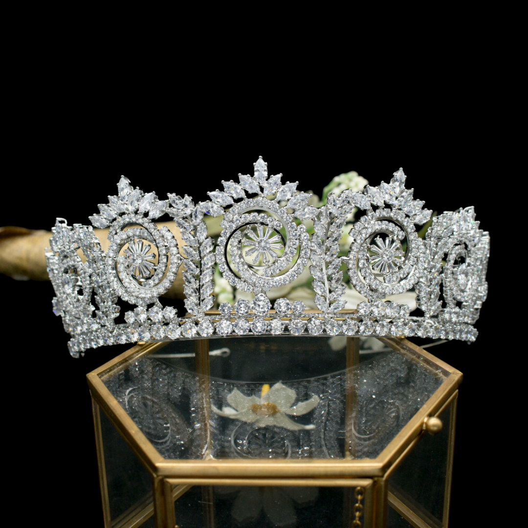 MEREDITH | Petite Crystal Crown