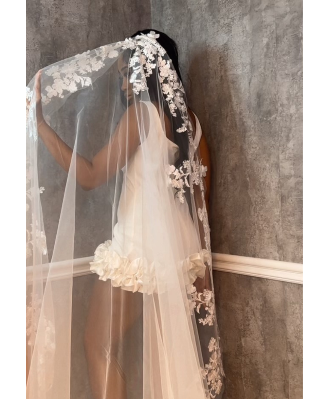 MATILDA | Mantilla Lace Veil