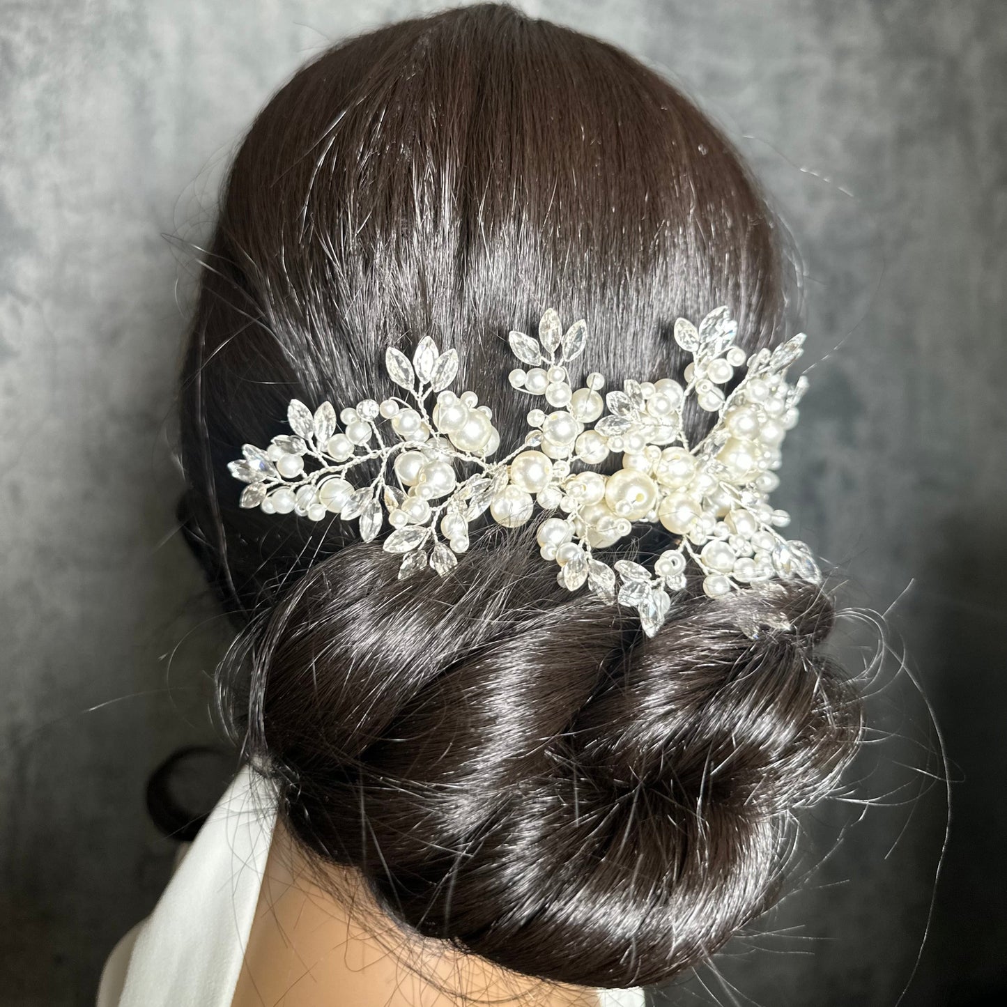 Beautiful Bridal Hair Accessory with Pearls